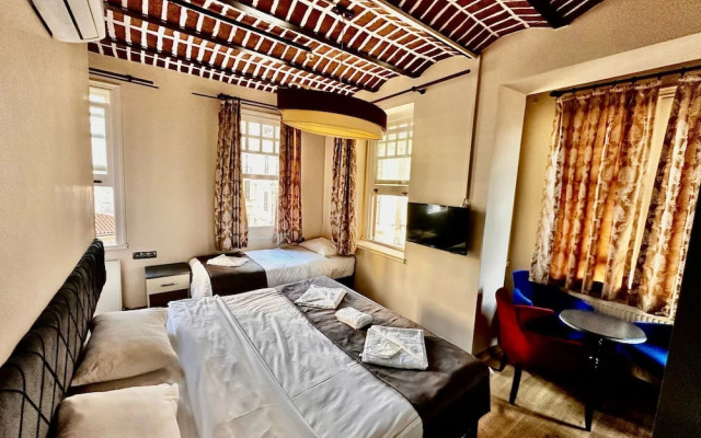 Taksim Palace İstanbul Hotel