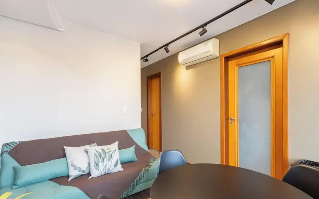 Modern apt in Sudoeste w/ A/C & Wi-fi Cls0101