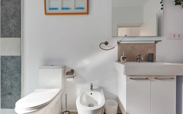 Fantastico 4 - With Large Private Terrace, Free Parking, air Conditioning, BBQ