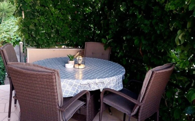 Ita 1 - With Nice Garden - A3 Ivan