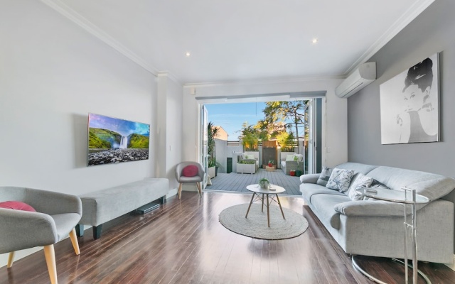 Rozelle 3 Bedrooms cosy dream holiday home with Free Parking by KozyGuru – Guest Rooms – Sydney