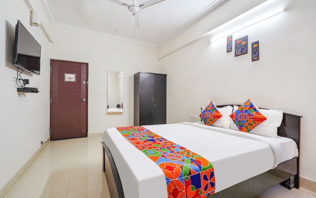 Fabhotel Emirates Inn