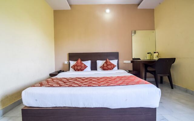 OYO 19032 Hotel Ambay Palace