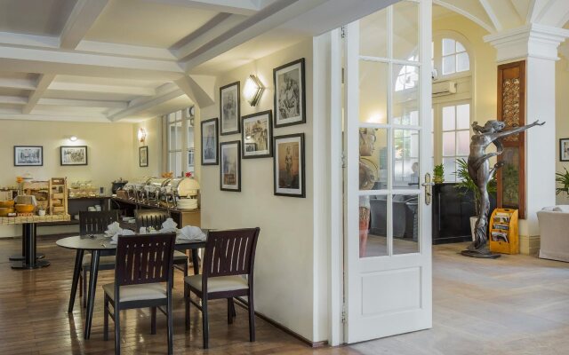 Palace Gate Hotel & Residence By EHM