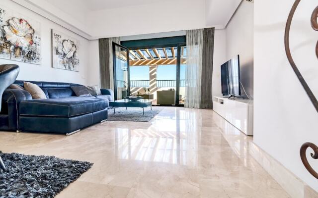 SGC-Spacious 3 bedroom penthouse in San Pedro