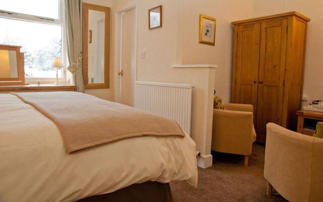 Riverside Bed  Breakfast