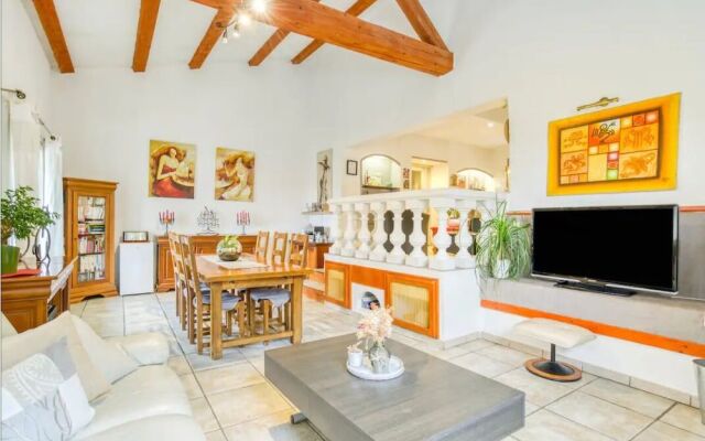Villa Regain
