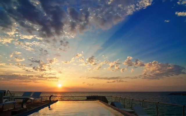 Hotel Belvedere, Torre Dell'Orso