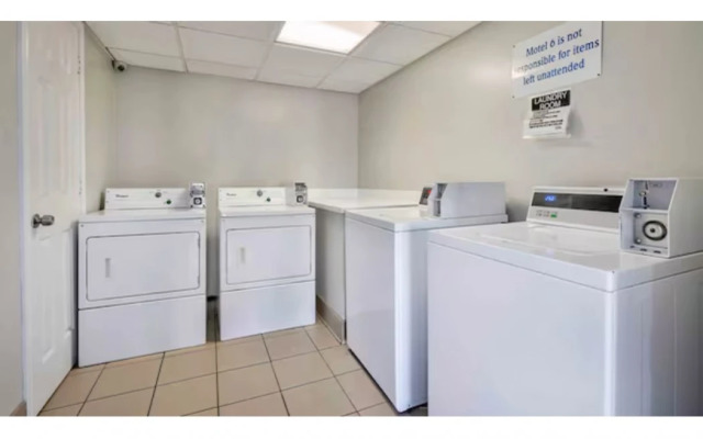 Motel 6 Bryan, TX - College Station