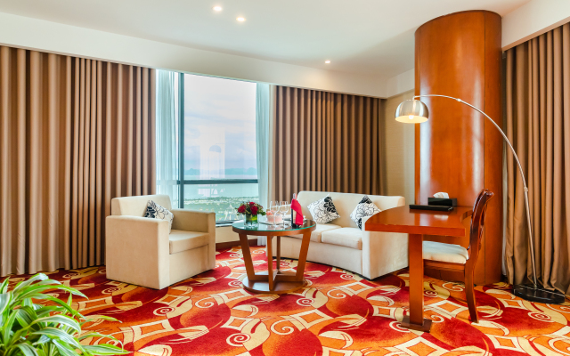 Muong Thanh Luxury Quang Ninh Hotel