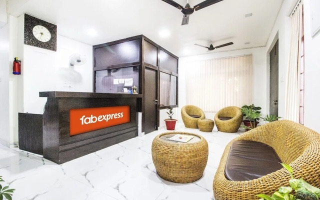 FabHotel Tranquil Inn Gomti Nagar