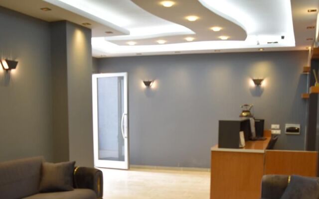 Palace Suit Hotel