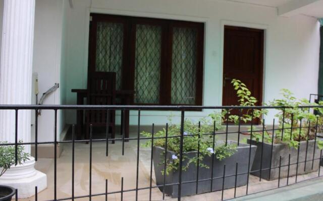 Kandy Waters Hotel