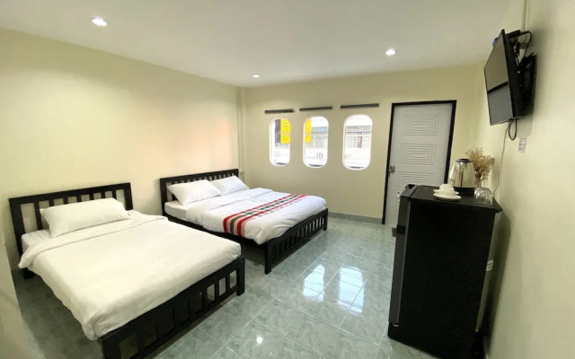 Gate 2Hostel