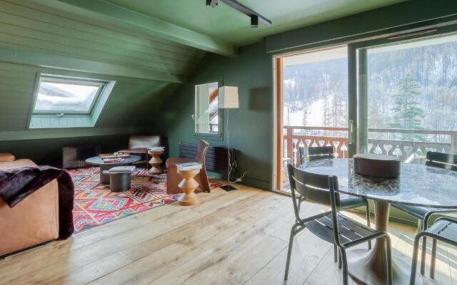 AMAZING LUXURY FLAT FOOT OF THE PISTE LUC AlPHAND 80M2