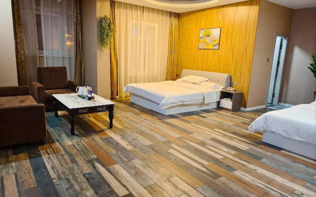 Zhencheng xinyi Hotel (Hengxing Technology College, Jiushui East Road, Qingdao)