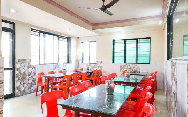 OYO 18653 Hotel Swami Samarth