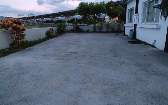 Lu He Feng Homestay