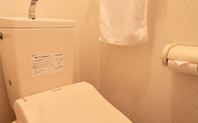 Sepia yamanote room403