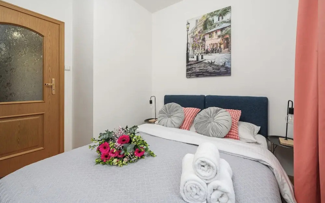 Lumina apartment for family in Warsaw