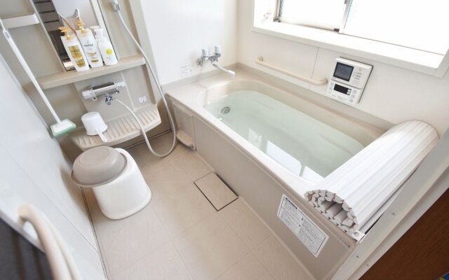 Kyoto GuestHouse OMOTENASHI