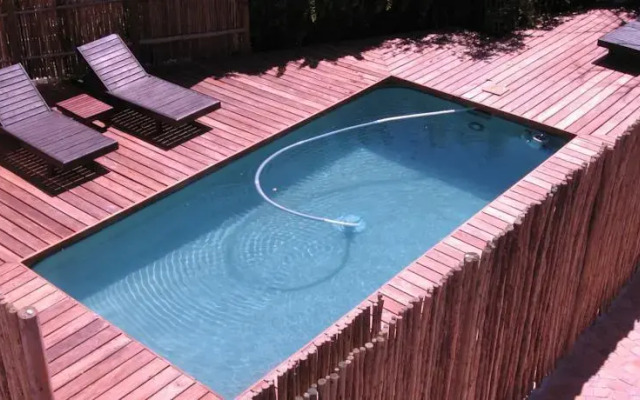 Clovelly Lodge Guest Apartments