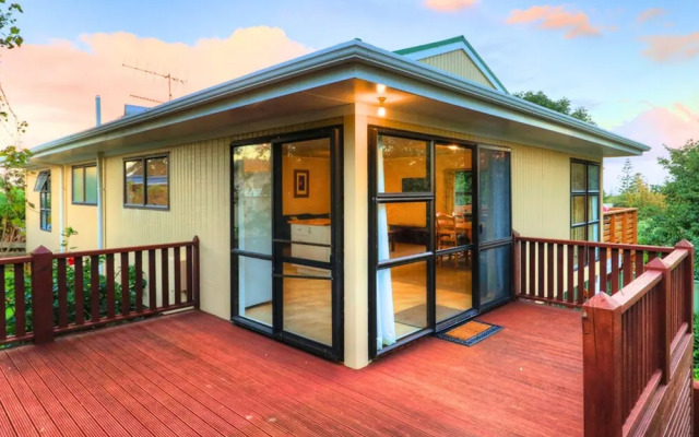 Bucks Point House