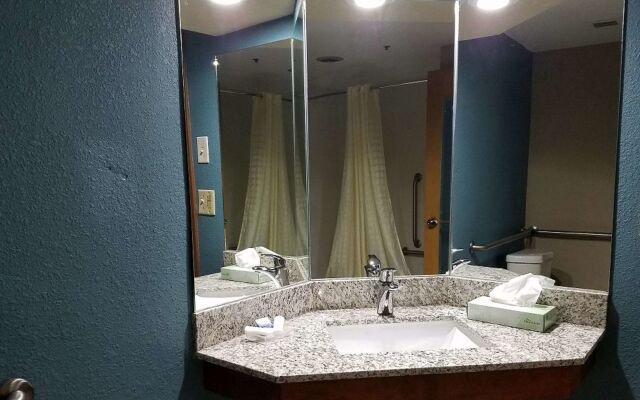 Days Inn by Wyndham Englewood Dayton Airport