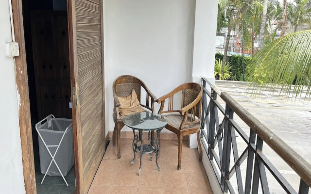 R Residence Jakarta