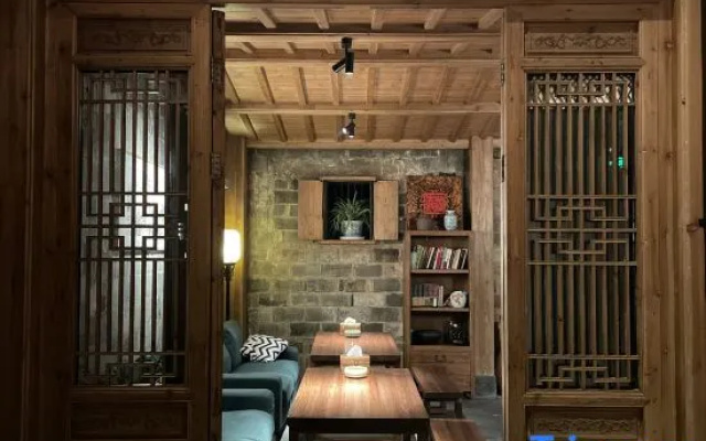 Hongcun Woxi Valley Inn