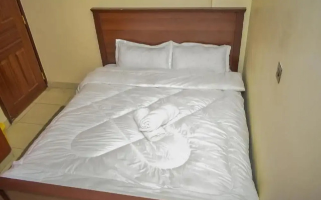 Lux Suites Lay Canon Apartments Ngara