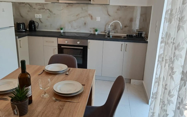 Ilias Apartments