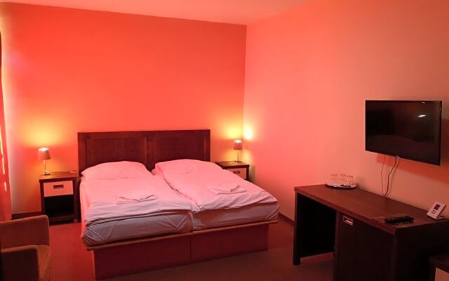 Garni Hotel Cosmopolitan