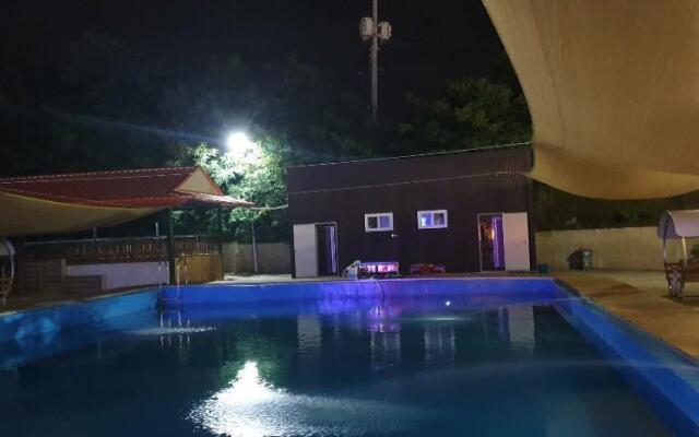 Jeongeup Geumgang Duseungsan Glamping