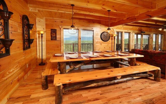 Picture Perfect 7 Br cabin by RedAwning