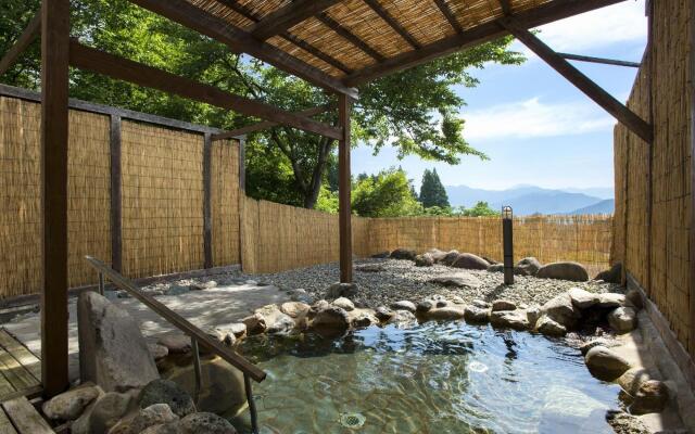 Muica Onsen Hotel