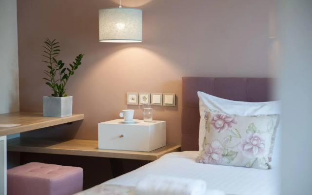 Seasabelle Hotel near Athens Airport