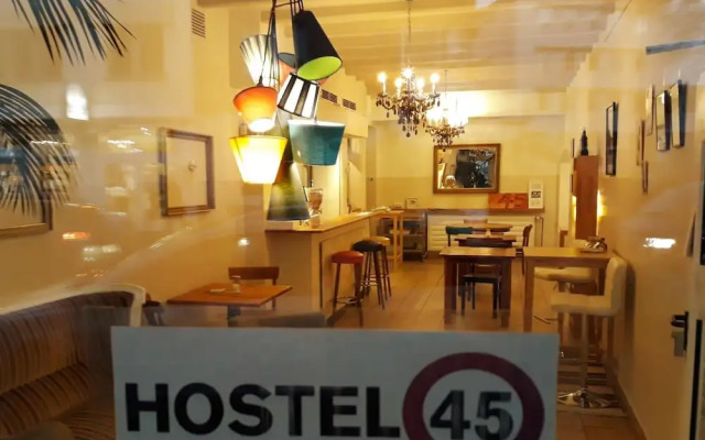 Hostel 45