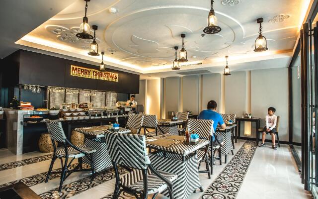 De Chai Oriental Nimman