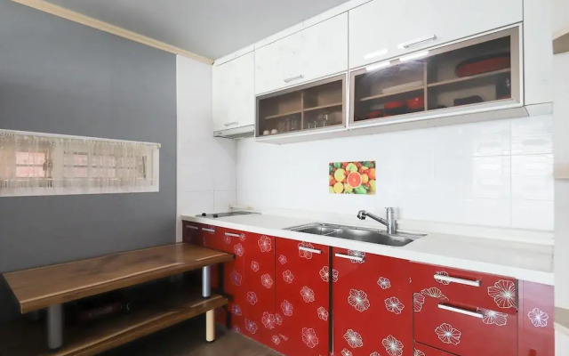 Ganghwa Badatgashimteo Pension