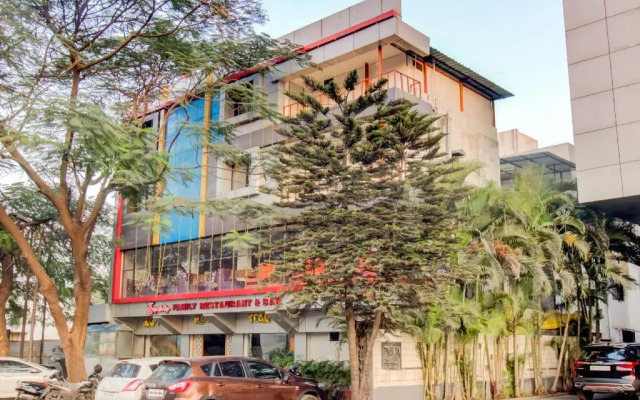Hotel Springs by OYO Rooms