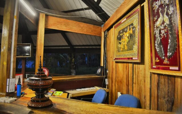 Adventure Paradise Hotel