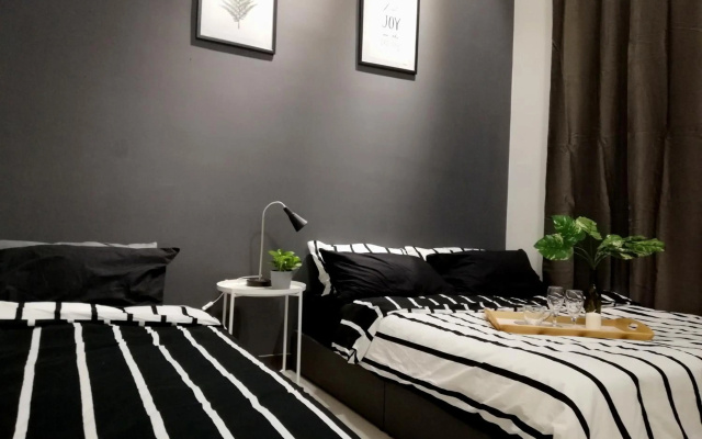Puchong Skypod Residence, High Floor Balcony Unit, Walking Distance to IOI Mall, 10min Drive to Sunway – Guest Rooms – Puchong