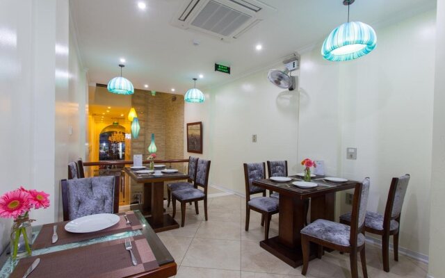 Bella Premier Hotel & Rooftop Skybar