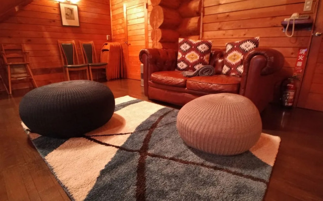 Log cabin rental & Finland Sauna Step House