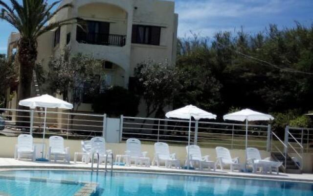 Aparthotel 4 Stars Gerani