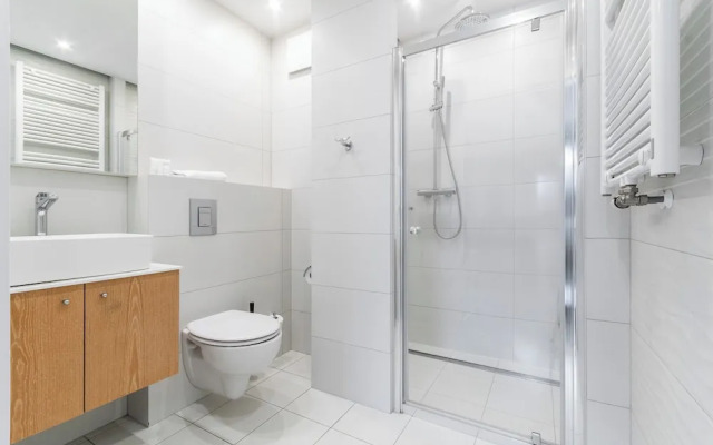 Amber Port 12A by Grand Apartments