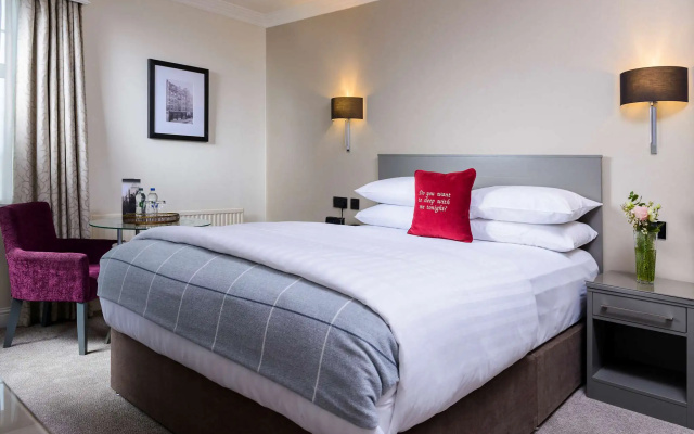 The Metropole Hotel