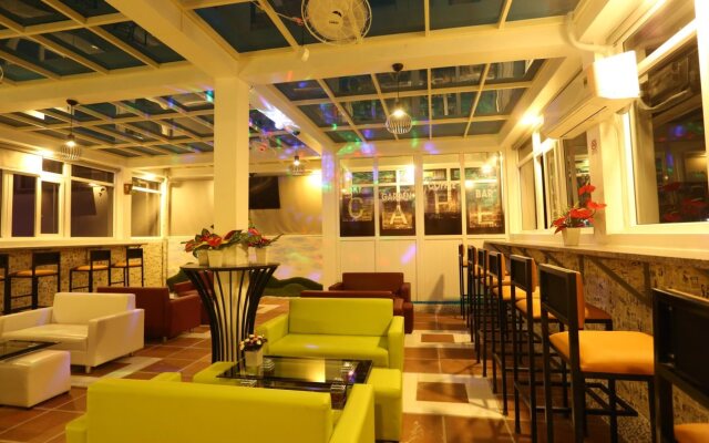 Cherry Hotel Hue
