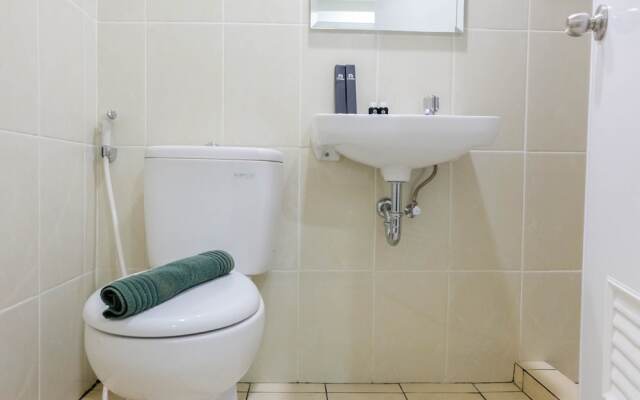 Cozy Studio Apartment at M-Town Residence near Summarecon Mall